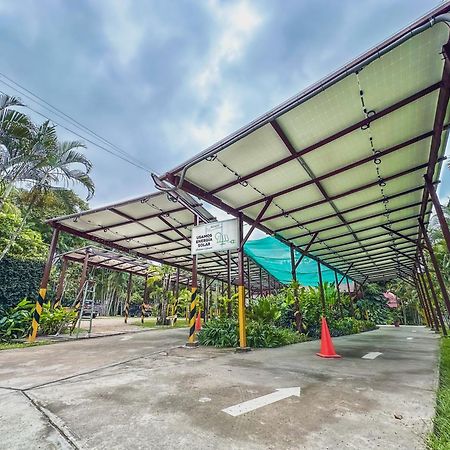 Manish Hotel Ecologico Pucallpa Bagian luar foto
