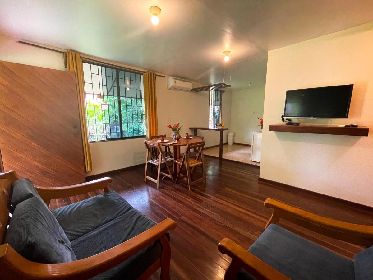Manish Hotel Ecologico Pucallpa Bagian luar foto