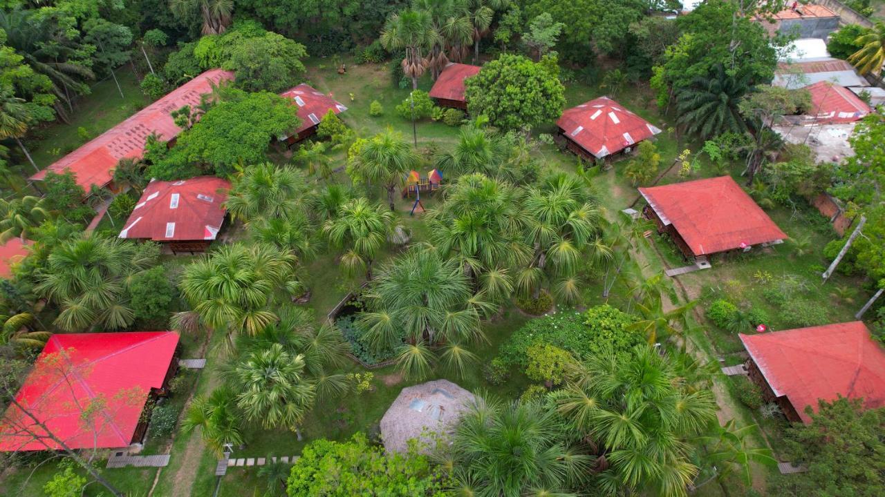 Manish Hotel Ecologico Pucallpa Bagian luar foto