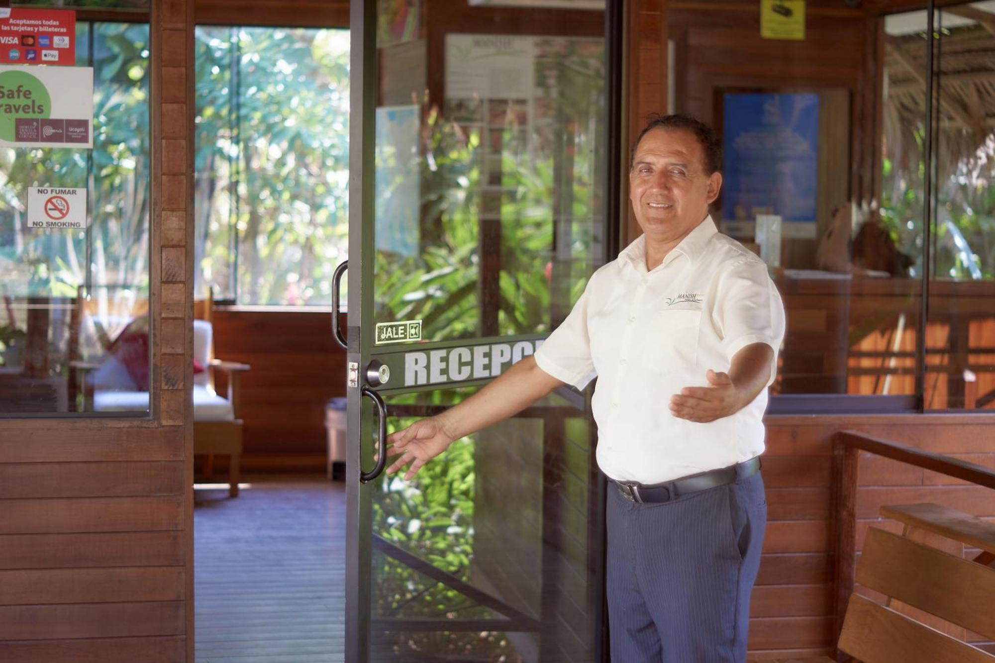 Manish Hotel Ecologico Pucallpa Bagian luar foto