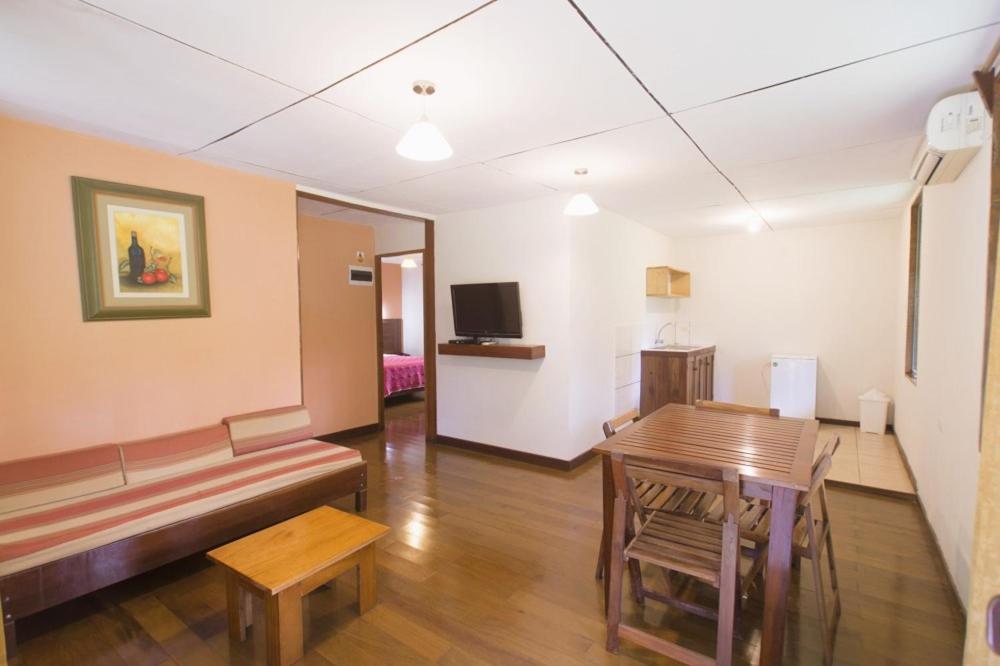 Manish Hotel Ecologico Pucallpa Bagian luar foto