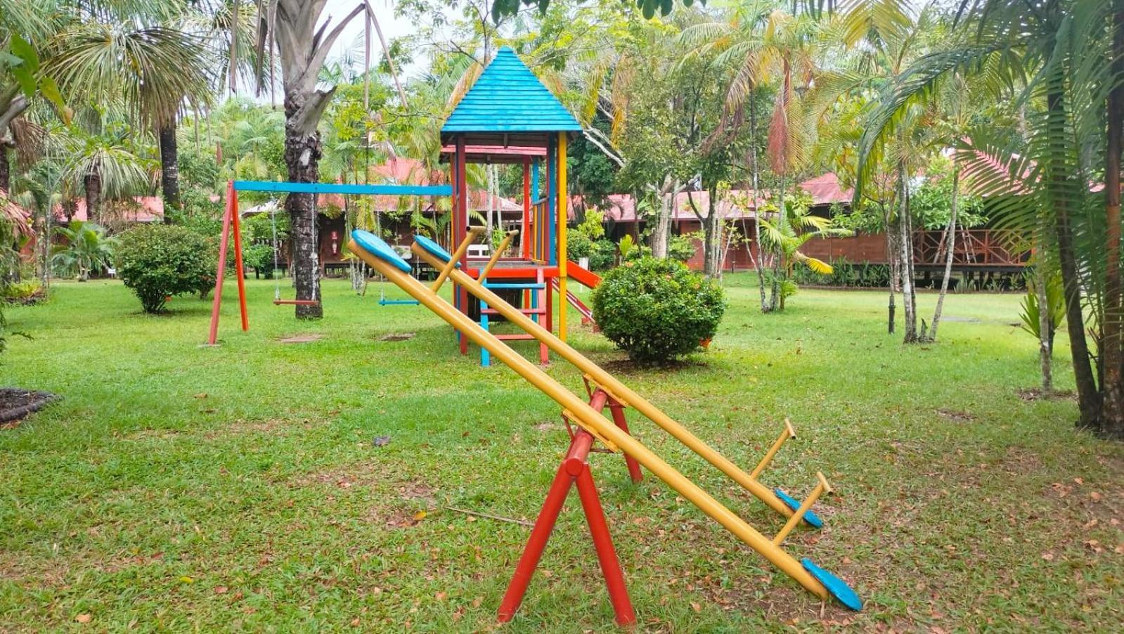 Manish Hotel Ecologico Pucallpa Bagian luar foto