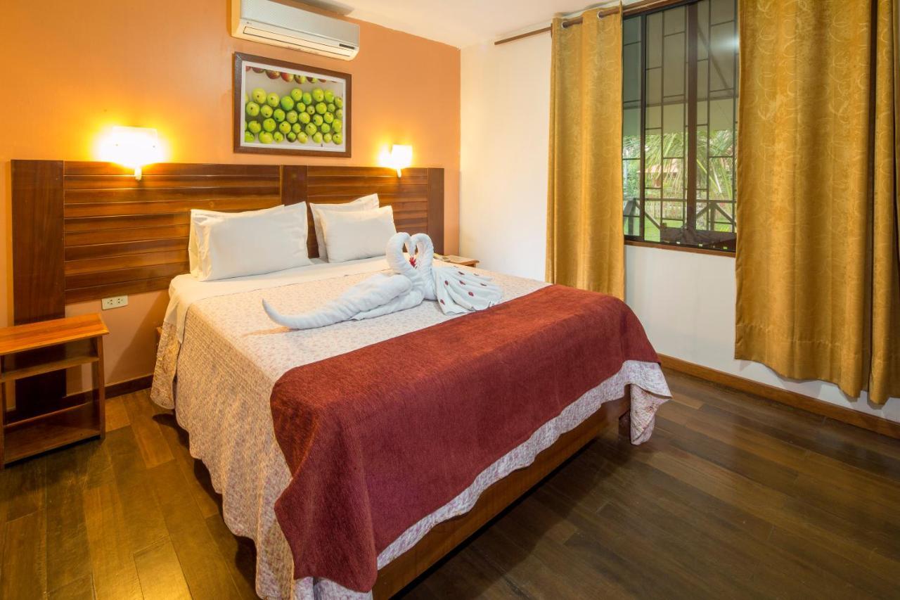 Manish Hotel Ecologico Pucallpa Bagian luar foto